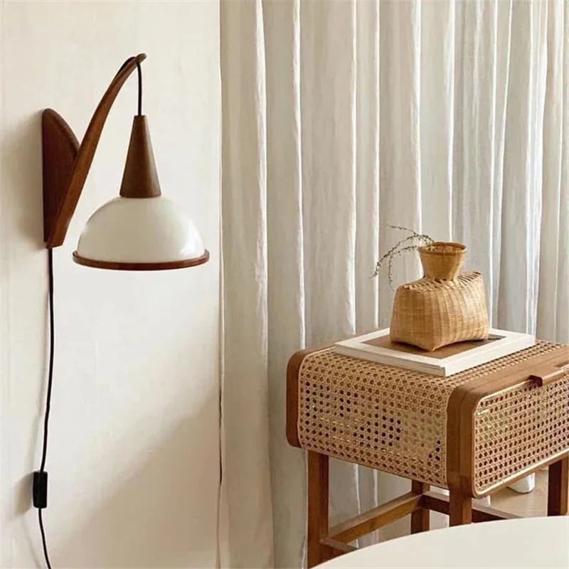 Petit meuble rotin marron avec rangement