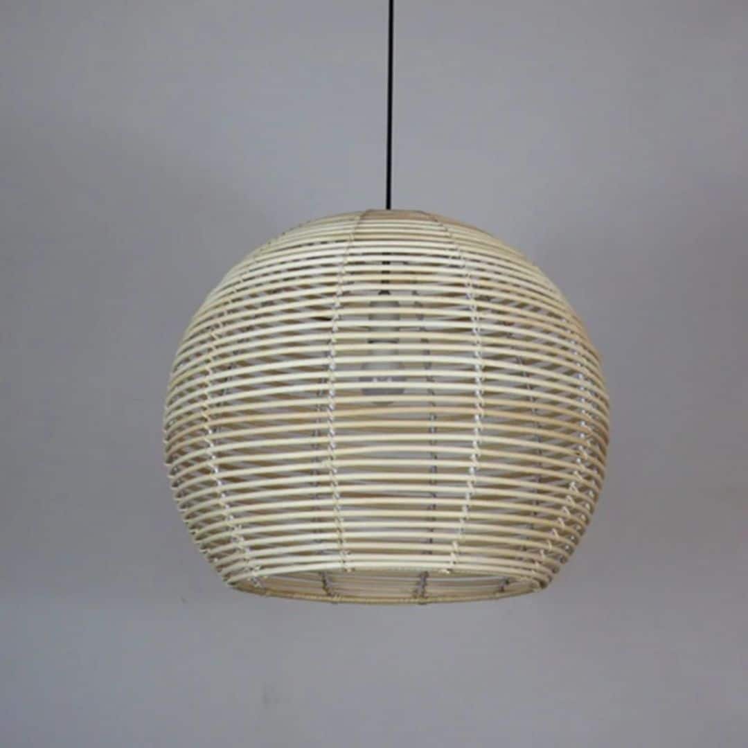 Suspension rotin blanc de style asiatique