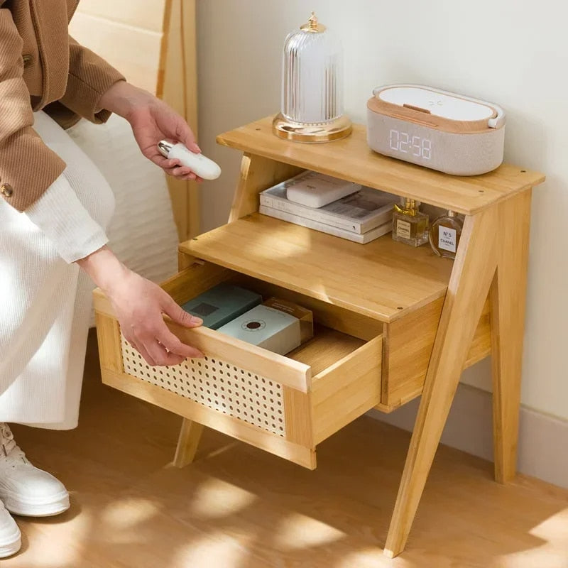 Table de chevet rotin simple et moderne