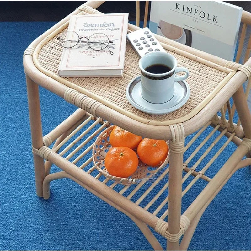 Table de chevet rotin de style nordique
