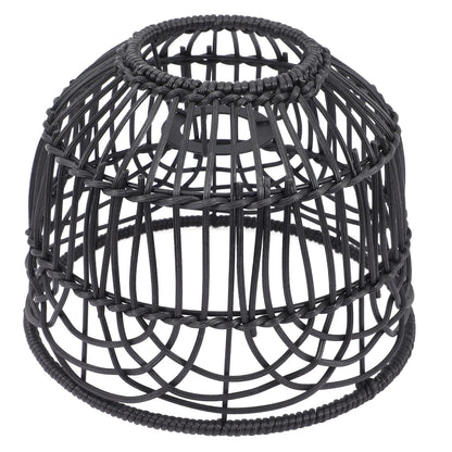 Abat-jour rotin noir artisanal et minimaliste