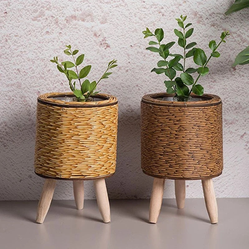 Cache pot effet rotin circulaire sur pieds