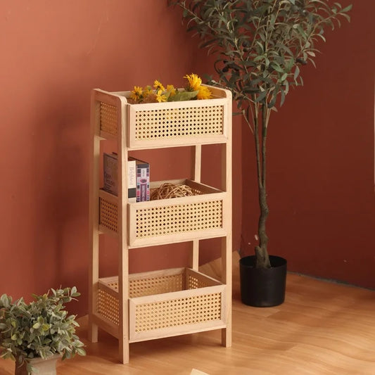 Chiffonnier cannage pratique et élégant en bois