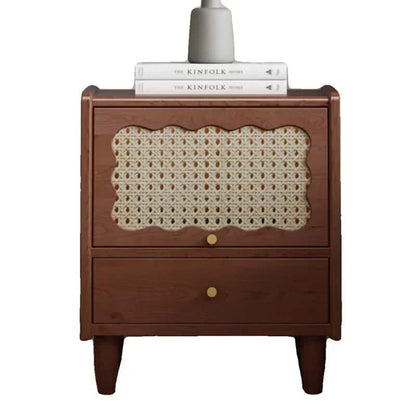 Chiffonnier cannage au style rétro et vintage en bois