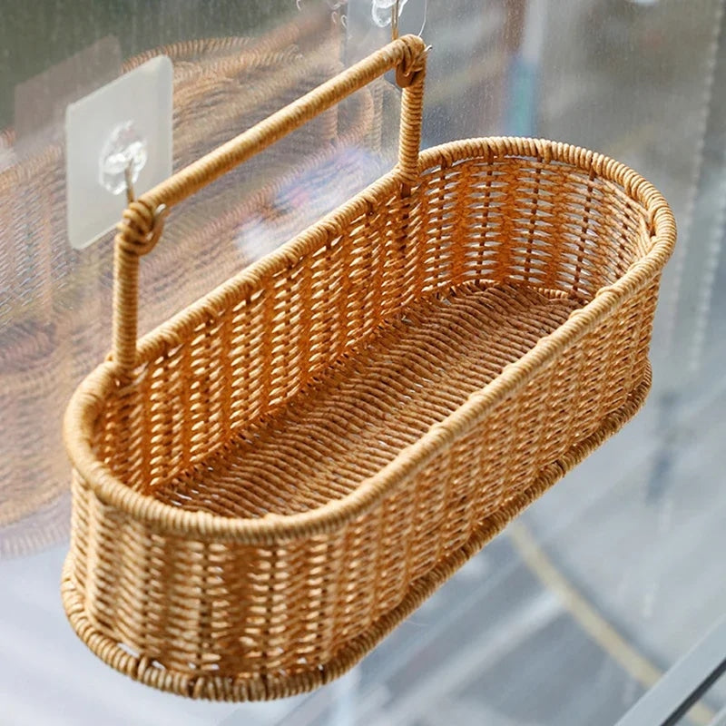 Étagère effet rotin pratique et compacte