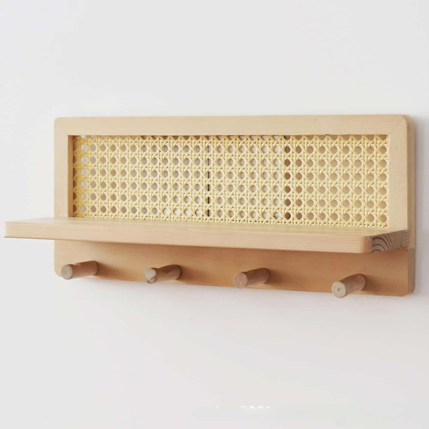 Étagère rotin pratique et résistante