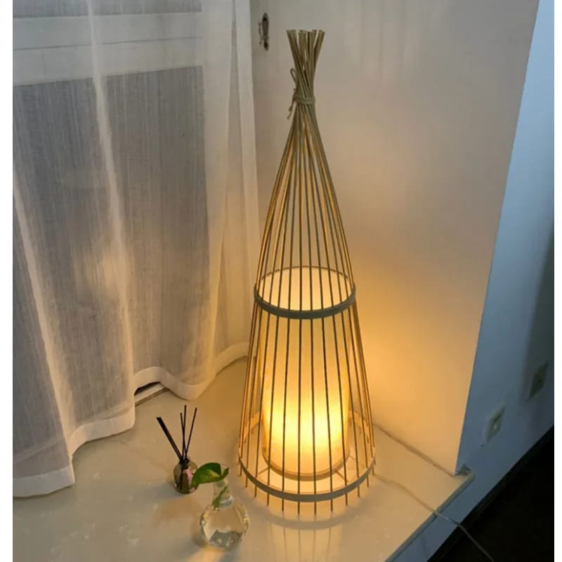 Lampadaire rotin et bambou de style asiatique