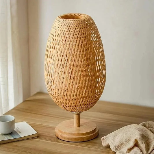 Lampe de chevet rotin vintage tissée à la main