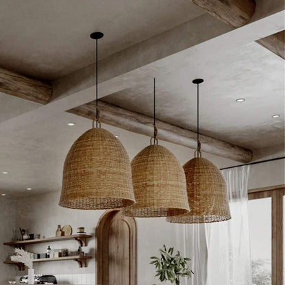 Lustre rotin artisanal au design vintage