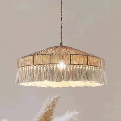 Lustre rotin de style bohème à pampilles