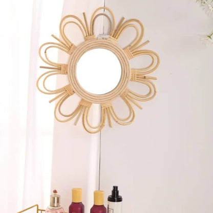Petit miroir rotin élégant et raffiné