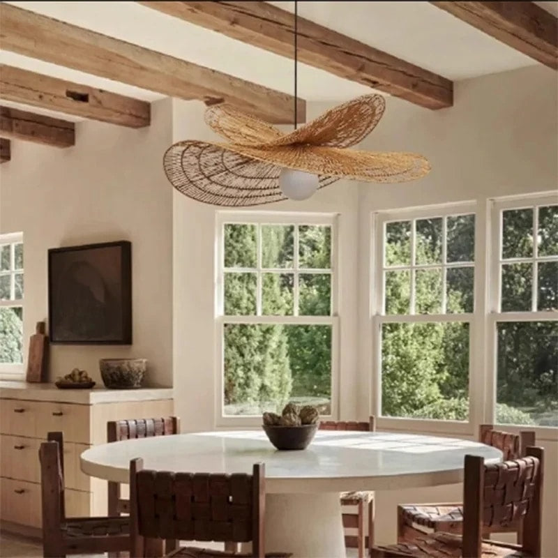 Plafonnier rotin décoratif en forme de chapeau