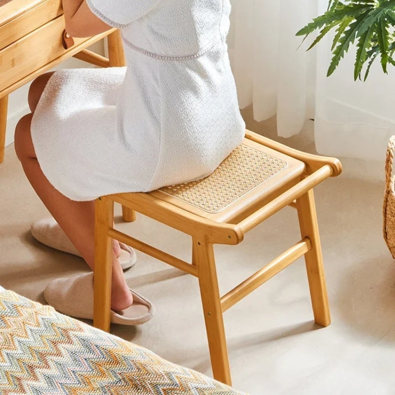 Tabouret rotin carré avec poignée pratique